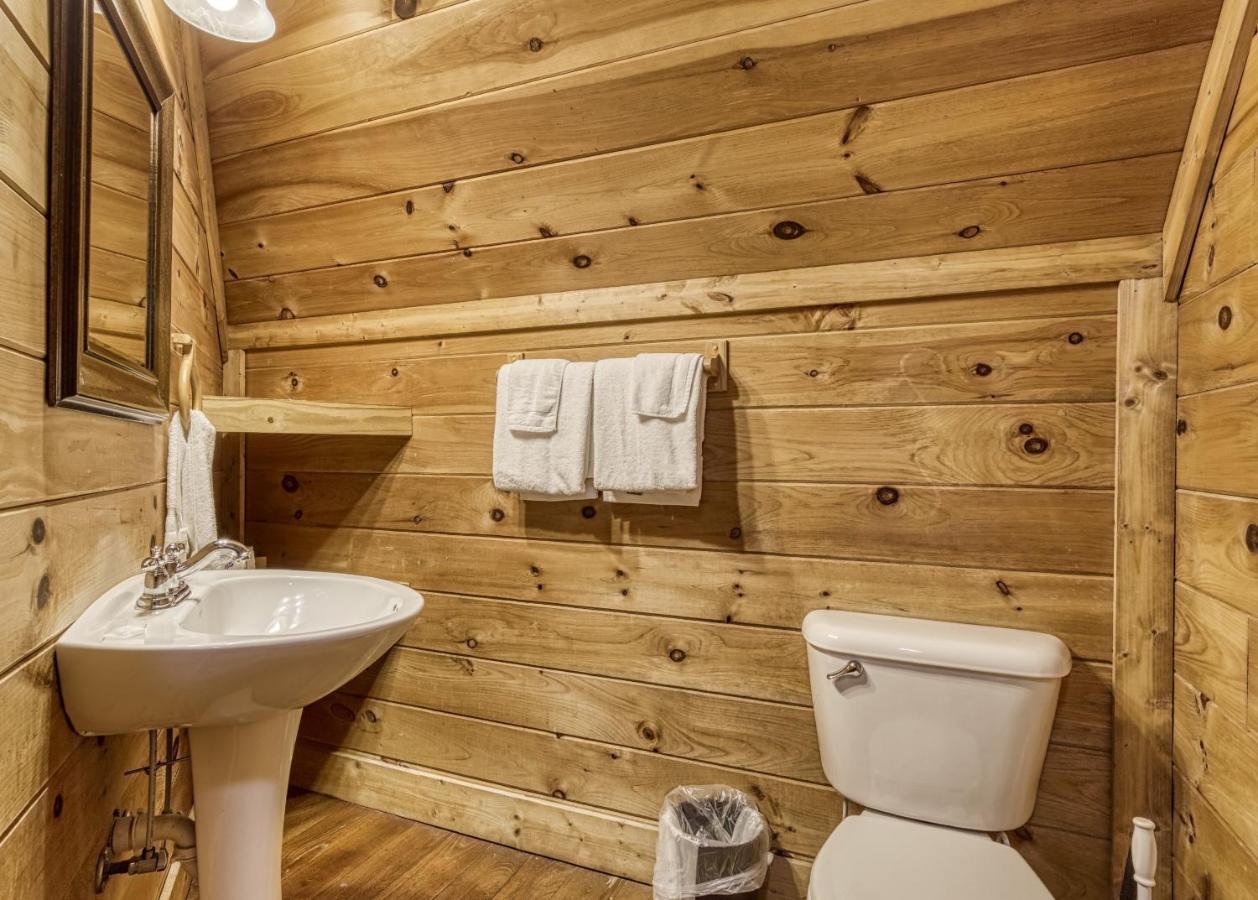 Bridgewood Cabin, Hot Tub, 1089 Of Free Attraction Tickets For Each Paid Day, Dollywood And More! Pigeon Forge Exterior foto