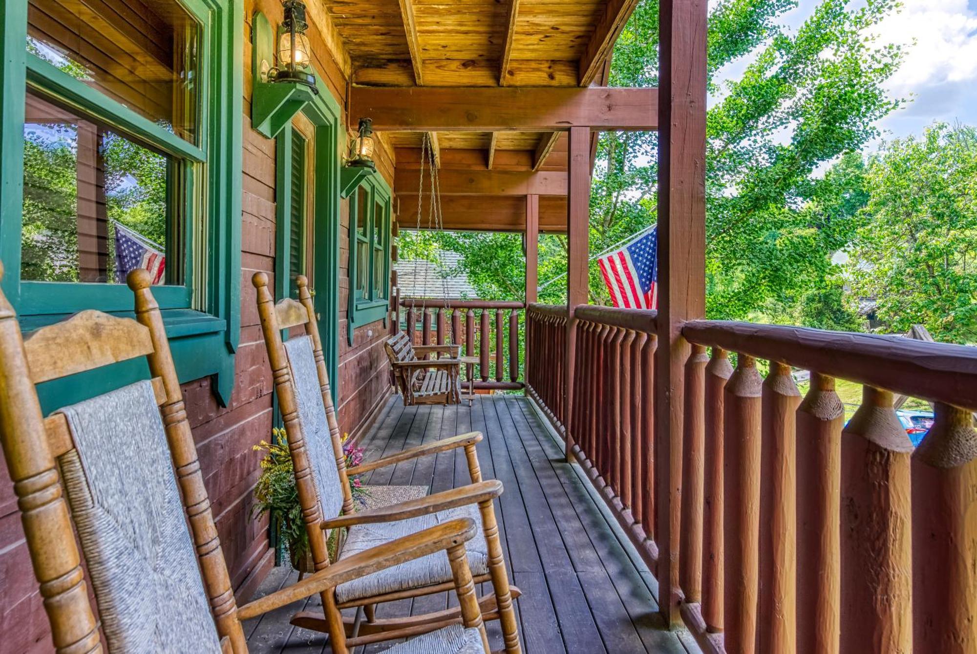 Bridgewood Cabin, Hot Tub, 1089 Of Free Attraction Tickets For Each Paid Day, Dollywood And More! Pigeon Forge Exterior foto